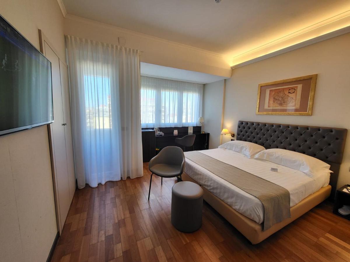 Hotel Plaza Pescara Dış mekan fotoğraf