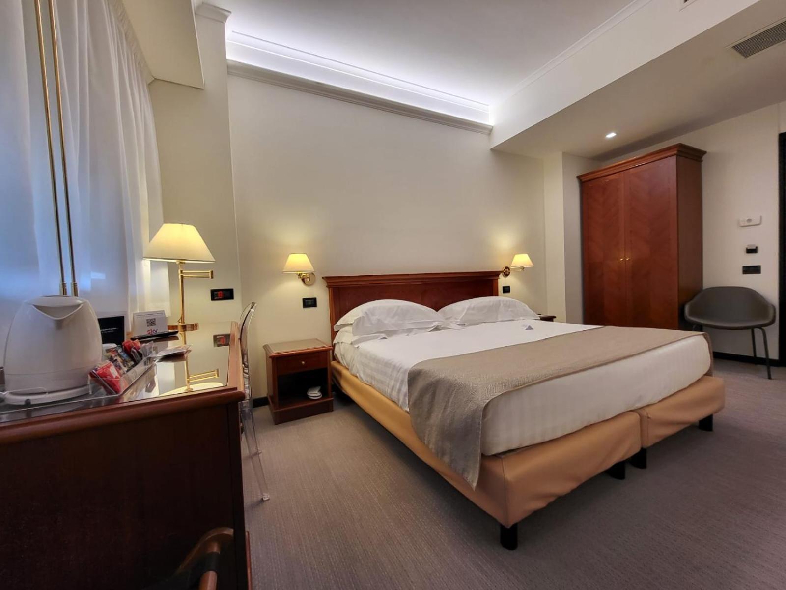 Hotel Plaza Pescara Dış mekan fotoğraf